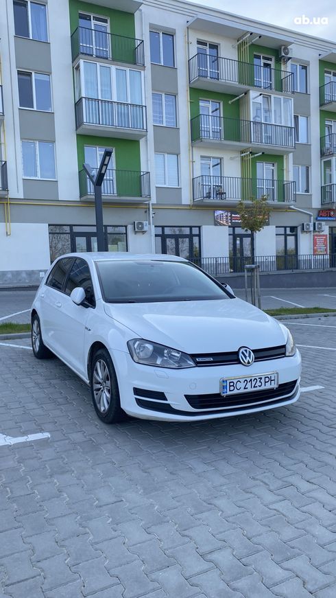 Volkswagen Golf 2014 белый - фото 6