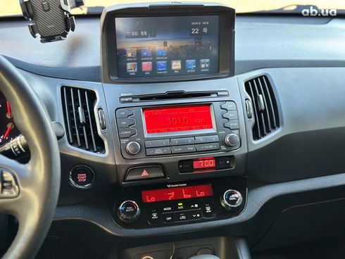 Kia Sportage 2011 черный - фото 24
