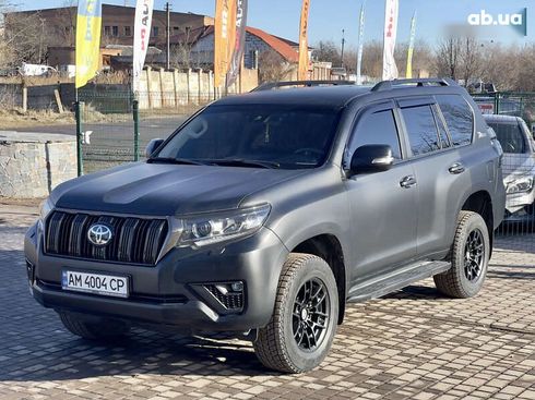 Toyota Land Cruiser Prado 2022 - фото 2