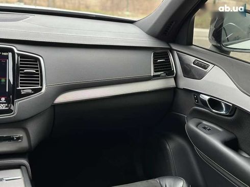 Volvo XC90 2021 - фото 30