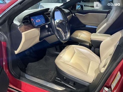 Tesla Model S 2016 - фото 17