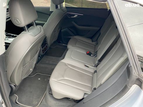 Audi Q8 2019 серый - фото 25