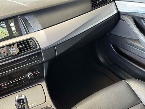 BMW 5 серия 2014 черный - фото 40