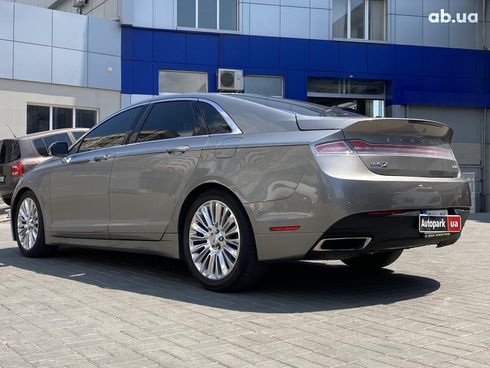 Lincoln MKZ 2015 серый - фото 8