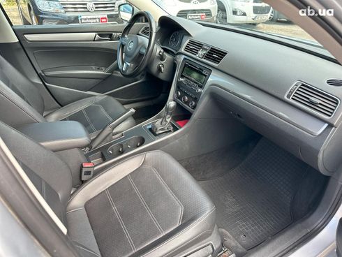 Volkswagen Passat 2014 серый - фото 16