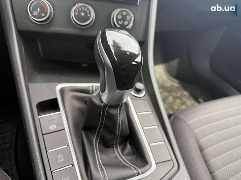 Volkswagen Jetta 2022 - фото 27