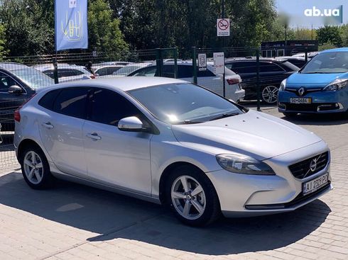 Volvo V40 2014 - фото 7