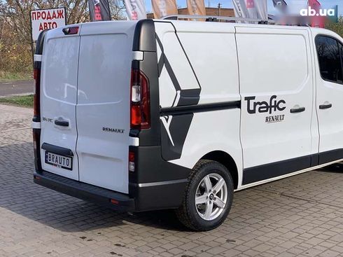 Renault Trafic 2021 - фото 16