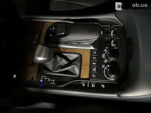 Lexus LX 2016 - фото 30