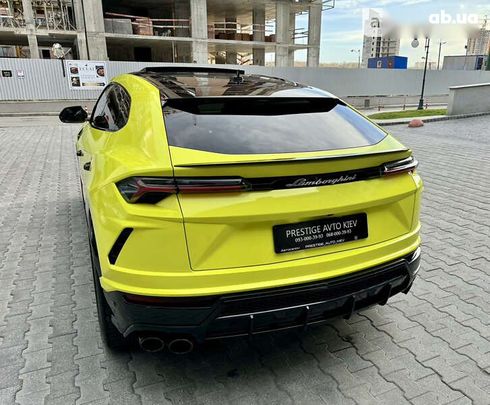 Lamborghini Urus 2020 - фото 14