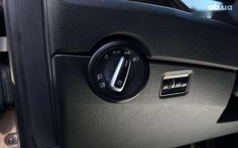 Volkswagen Multivan 2017 - фото 24