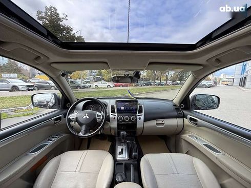 Mitsubishi Pajero Sport 2012 - фото 9