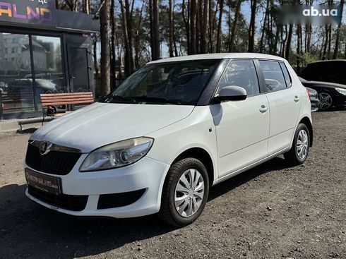 Skoda Fabia 2013 - фото 8