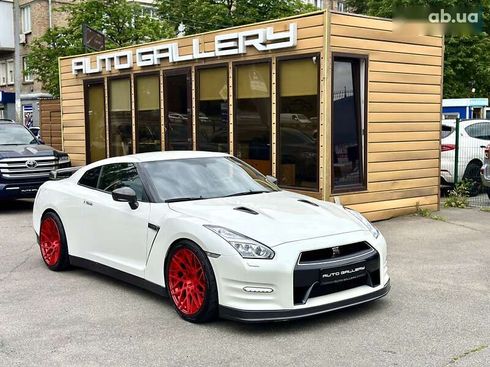 Nissan GT-R 2013 - фото 5
