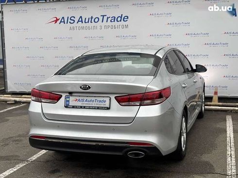 Kia K5 2017 - фото 8