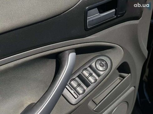 Ford Kuga 2011 - фото 13