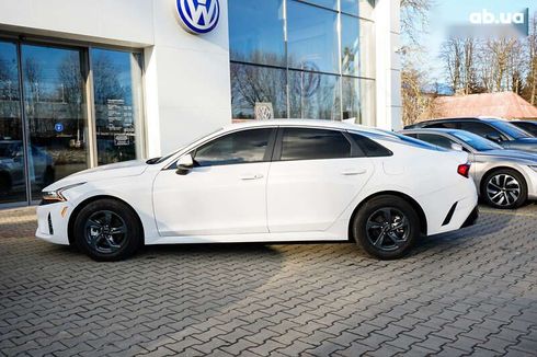 Kia K5 2021 - фото 15