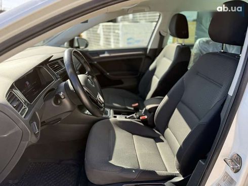 Volkswagen e-Golf 2017 - фото 8