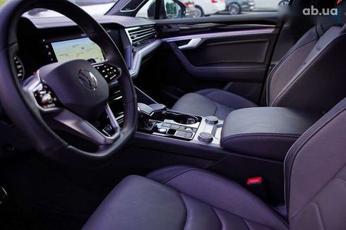 Volkswagen Touareg 2023 - фото 21