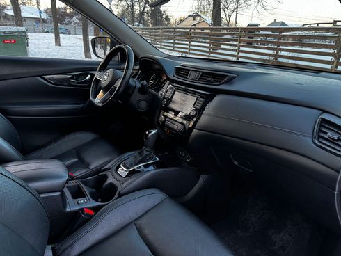Nissan Rogue 2018 белый - фото 37