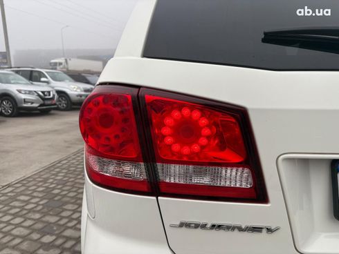 Dodge Journey 2014 белый - фото 41