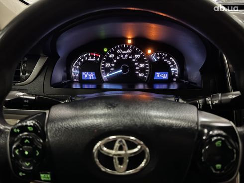 Toyota Camry 2011 черный - фото 4