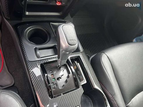 Toyota 4Runner 2020 - фото 16