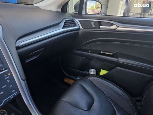 Ford Fusion 2014 - фото 27