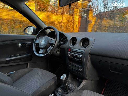 SEAT Ibiza 2008 красный - фото 18
