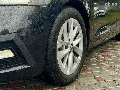 Skoda Octavia 2020 - фото 12
