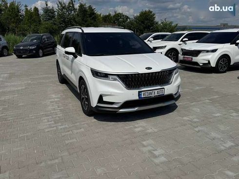 Kia Carnival 2021 - фото 3
