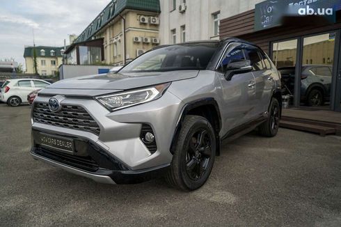 Toyota RAV4 2021 - фото 2