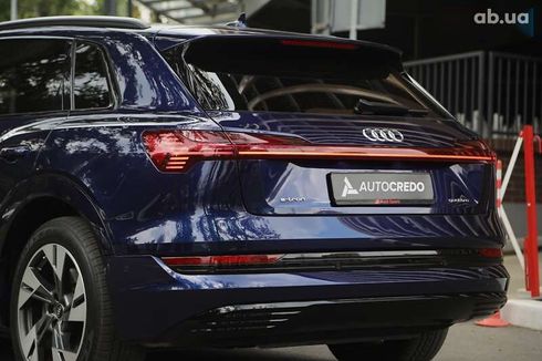 Audi E-Tron 2022 - фото 8