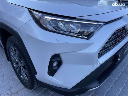 Toyota RAV4 2023 - фото 30