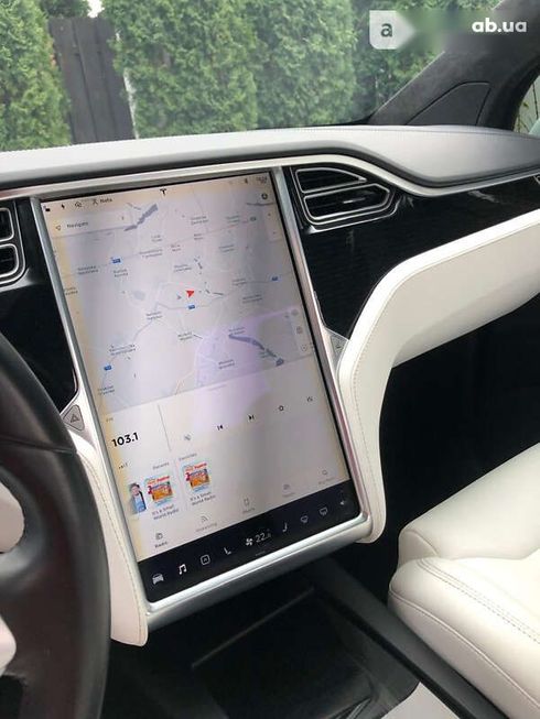 Tesla Model X 2017 - фото 7