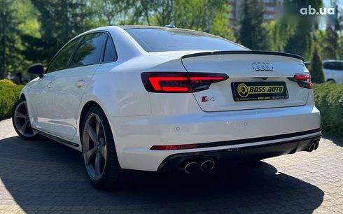 Audi S4 2018 - фото 10