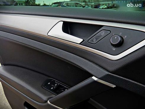 Volkswagen e-Golf 2014 - фото 8