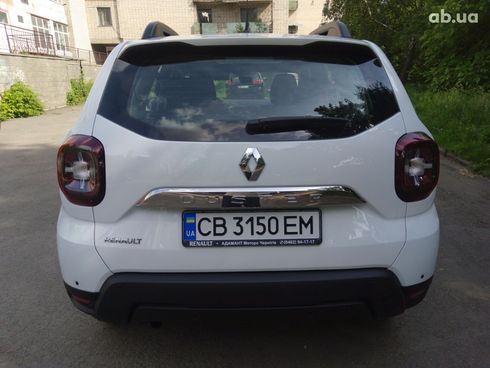Renault Duster 2023 белый - фото 3