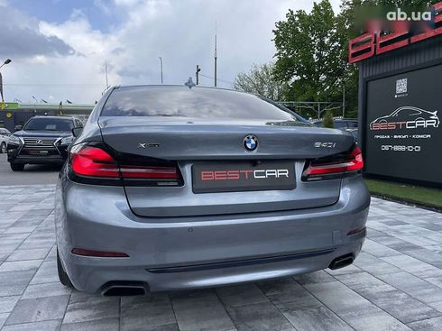 BMW 5 серия 2018 - фото 17