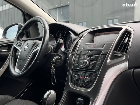 Opel Astra 2011 черный - фото 7