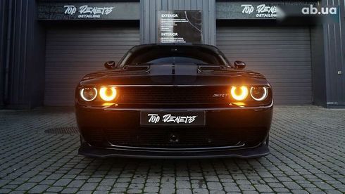 Dodge Challenger 2017 - фото 6
