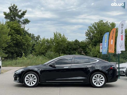 Tesla Model S 2018 - фото 12