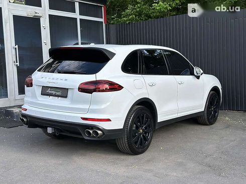 Porsche Cayenne 2017 - фото 2