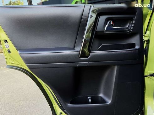 Toyota 4Runner 2021 - фото 25