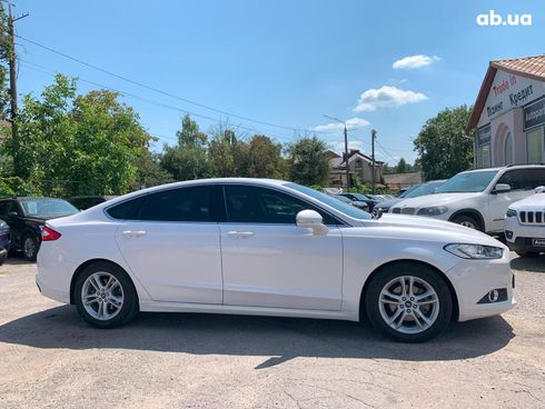 Ford Mondeo 2015 белый - фото 3