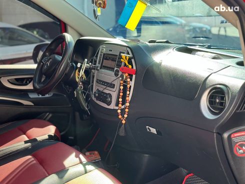 Mercedes-Benz Vito 2015 красный - фото 18
