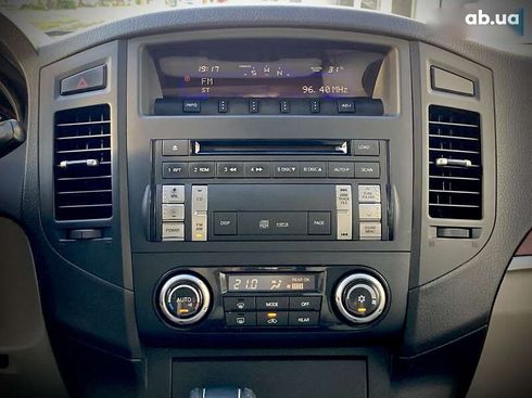 Mitsubishi Pajero Wagon 2007 - фото 17