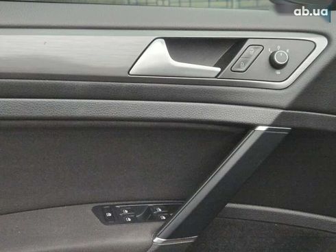 Volkswagen e-Golf 2019 - фото 18