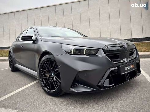 BMW M5 2025 - фото 13