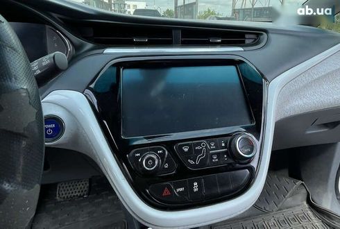 Chevrolet Bolt 2017 - фото 13